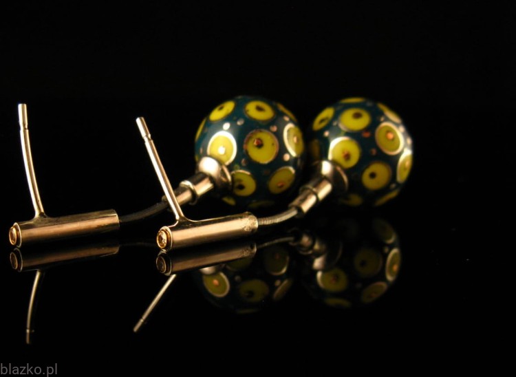 Blazko kolczyki Kulki na żmijce Zielone