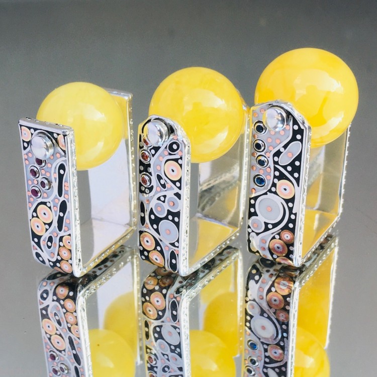 Piorścienie DolceVita Blazko z mlecznym bursztynem