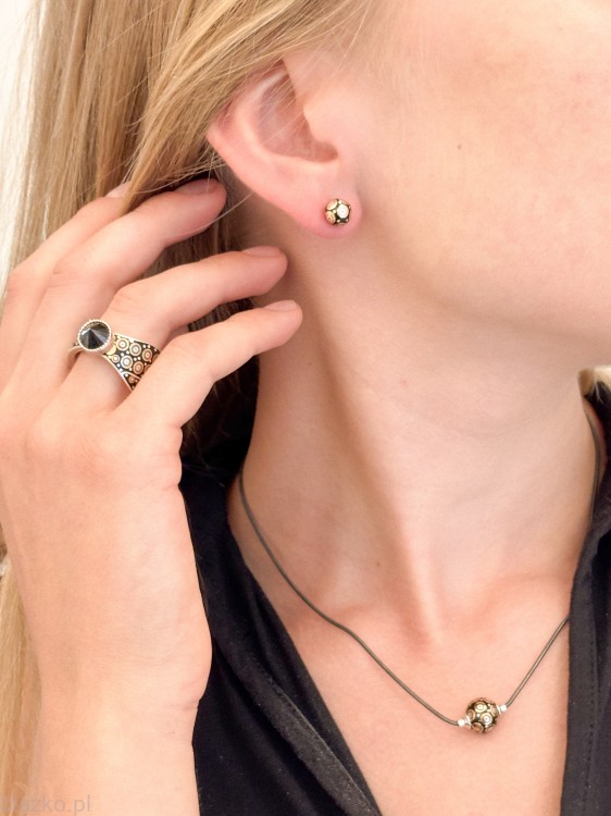 Blazko pierścionek Kokardka Czarna Classic