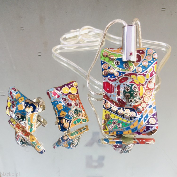 Pralina - naszyjnik unikatowy z kolekcji Blazko DolceVita oraz dedykowane spinki - pralinki.