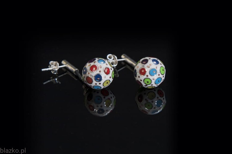 Blazko kolczyki Kulki na żmijce Kolor