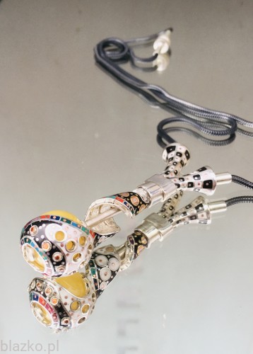 Naszyjnik unikatowy Blazko z bursztynową kulą