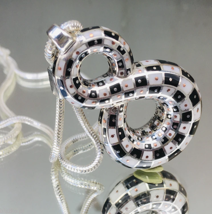 Ósemka 2.0 by Blazko & Ogrodowski